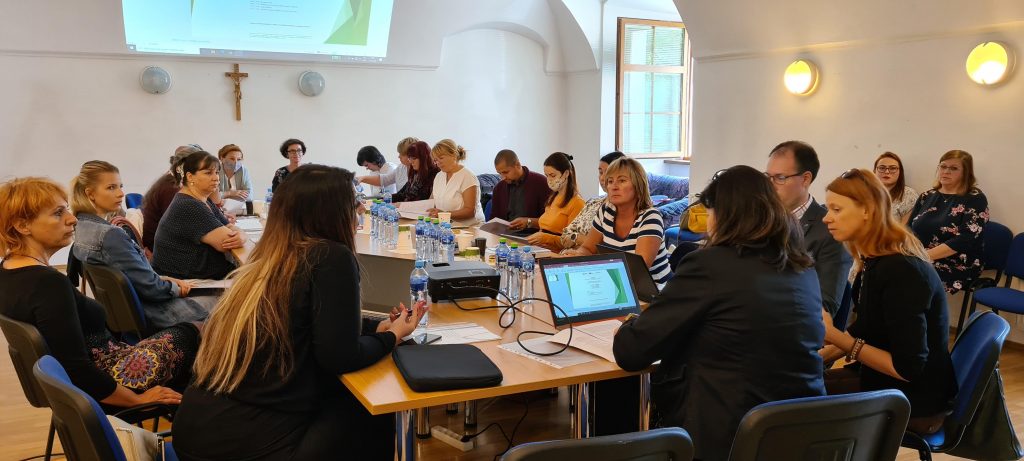 Národný projekt Prevencia a eliminácia rodovo podmieneného násilia - pracovné stretnutie multiinštitucionálnej spolupráce v Banskej Bystrici