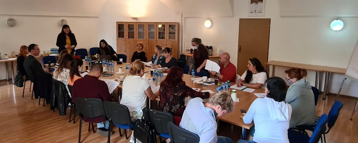 Foto zo stretnutia: Podpora multiinštitucionálneho partnerstva v Banskobystrickom regióne (NP PERD)