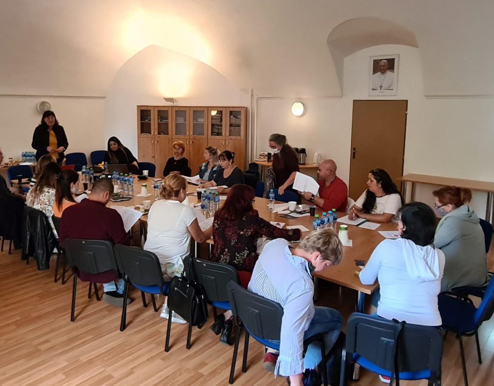 Foto zo stretnutia: Podpora multiinštitucionálneho partnerstva v Banskobystrickom regióne (NP PERD)